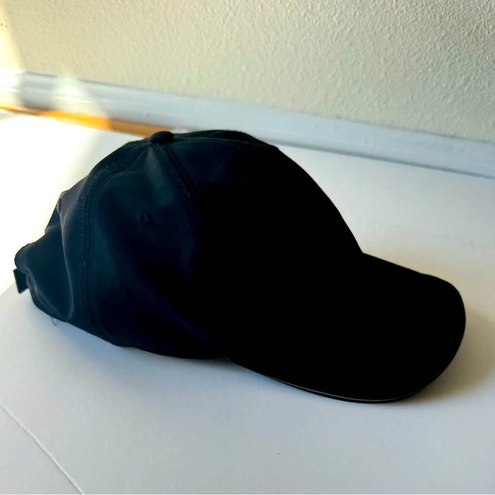 Black cap